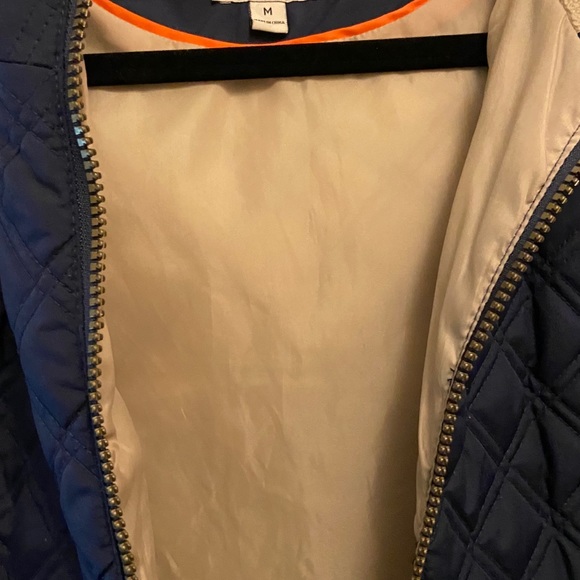 GH Bass co. fleece hooded vest, zipper closure - Picture 3 of 5